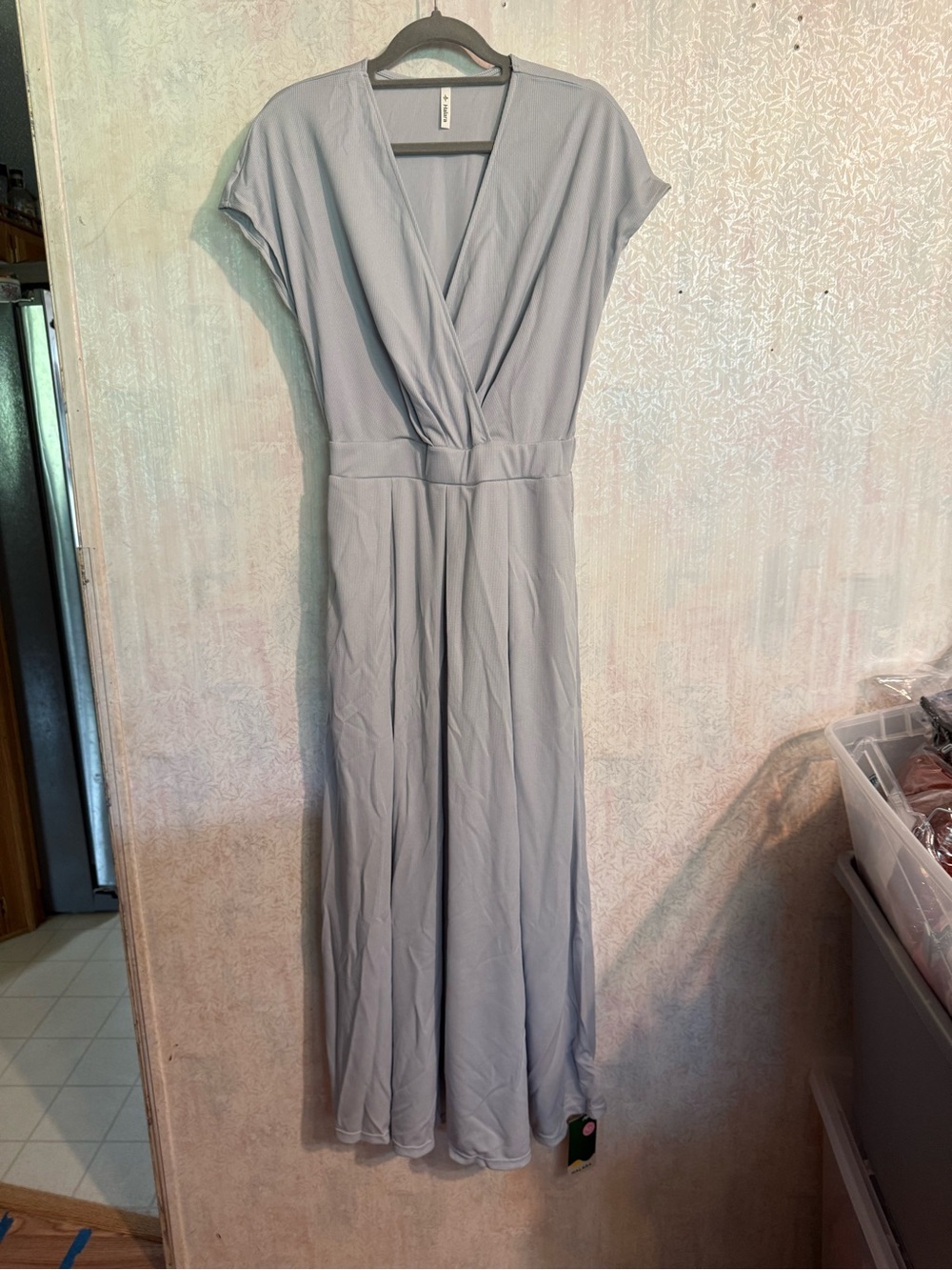 HALARA Light Gray V Neck Maxi Dress, Contemporary, Minimalist, Flowy, Sz XS